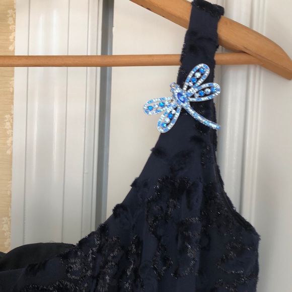Blue one shoulder lace gown - Picture 2 of 6